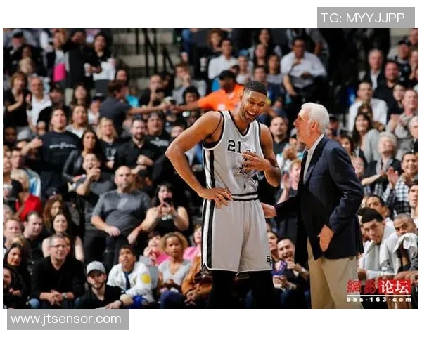 3月19日勇士与马刺精彩对决全场录像回放分析与精彩瞬间回顾 3月19日勇士与马刺精彩对决全场录像回放分析与精彩瞬间回顾