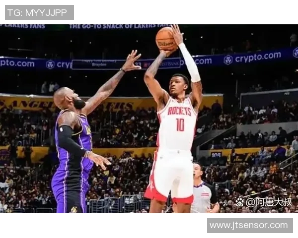 火箭与湖人精彩对决回放09月13日比赛全程回顾与精彩瞬间分析